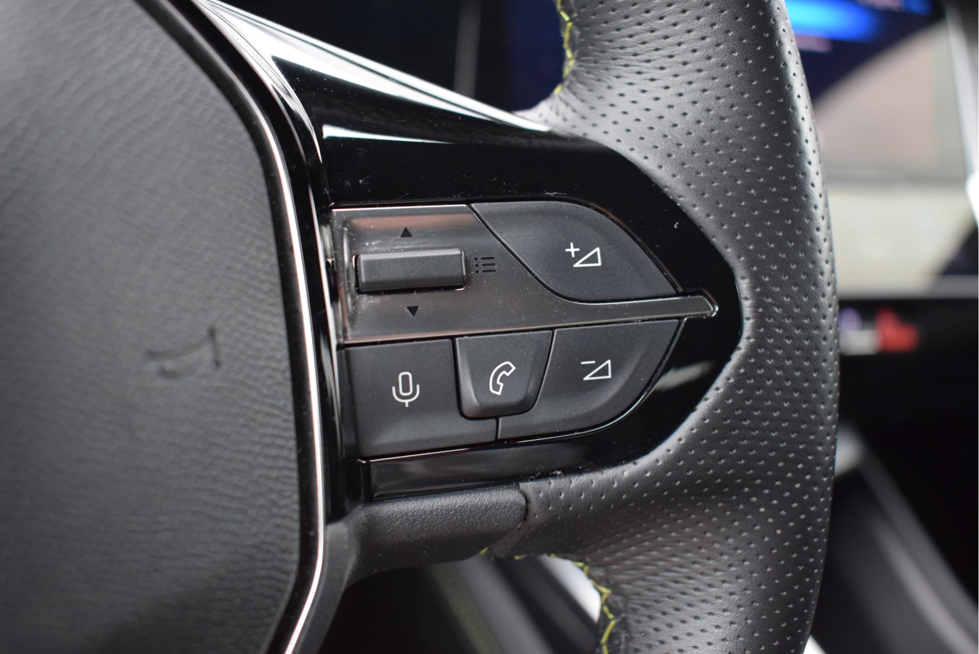 Hoofdafbeelding Peugeot 408