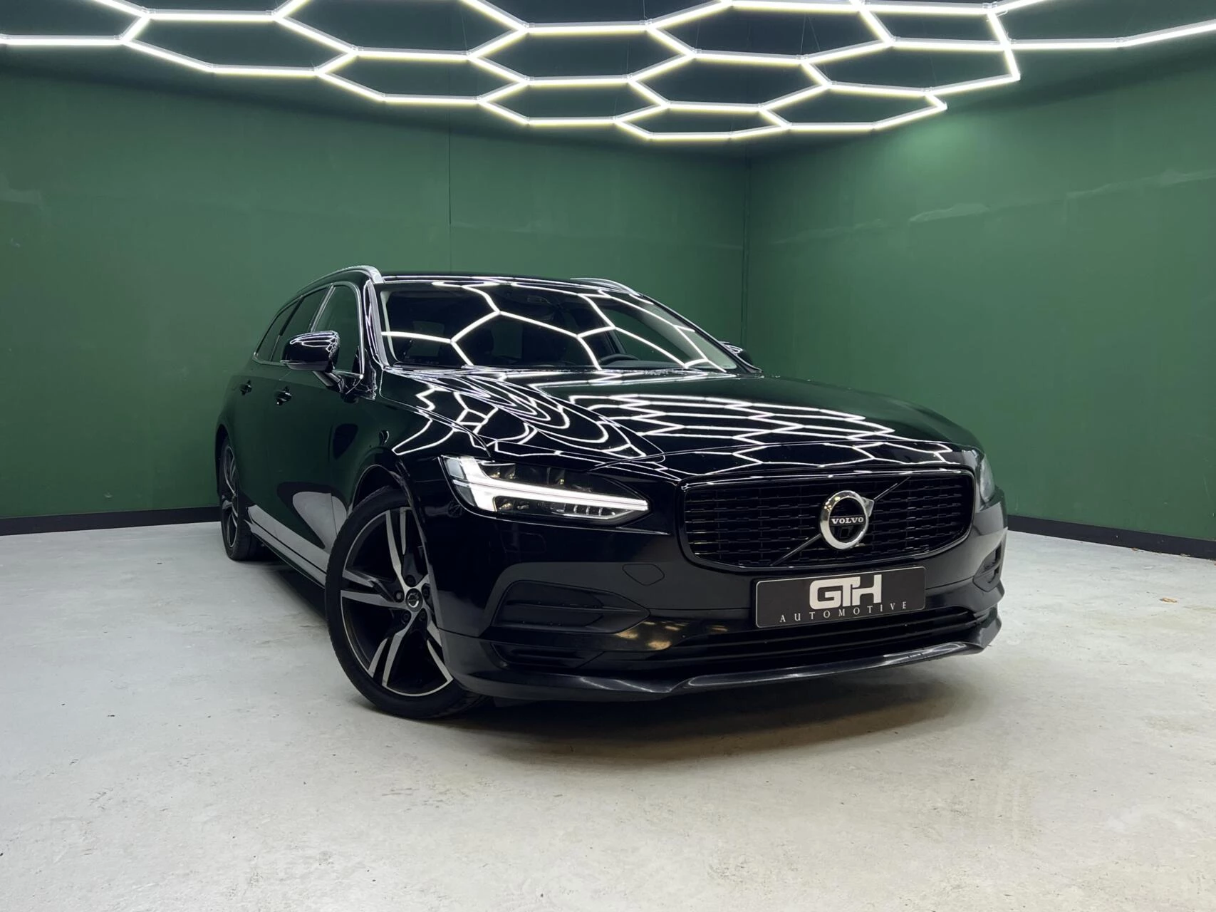 Hoofdafbeelding Volvo V90