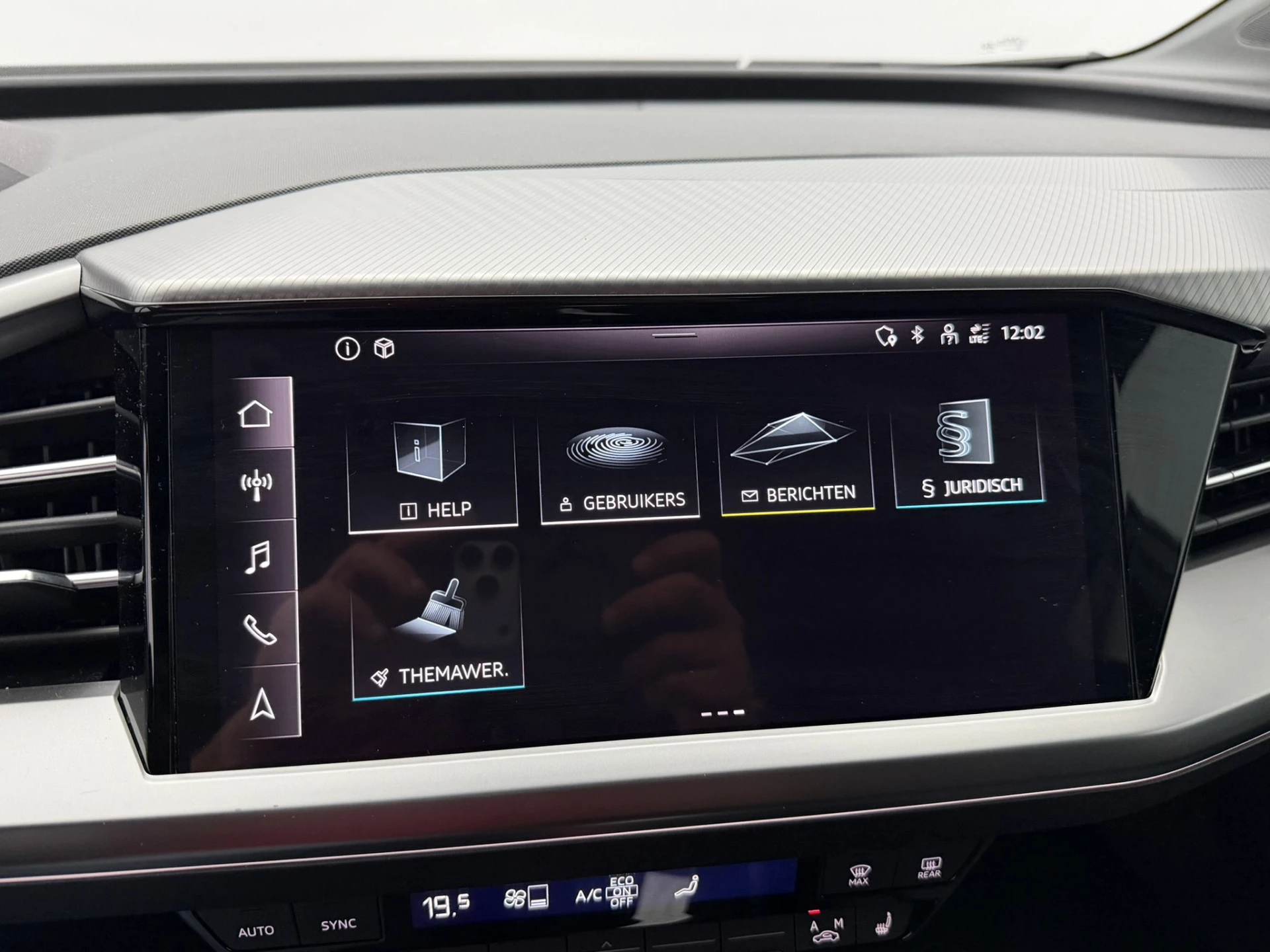 Hoofdafbeelding Audi Q4 e-tron