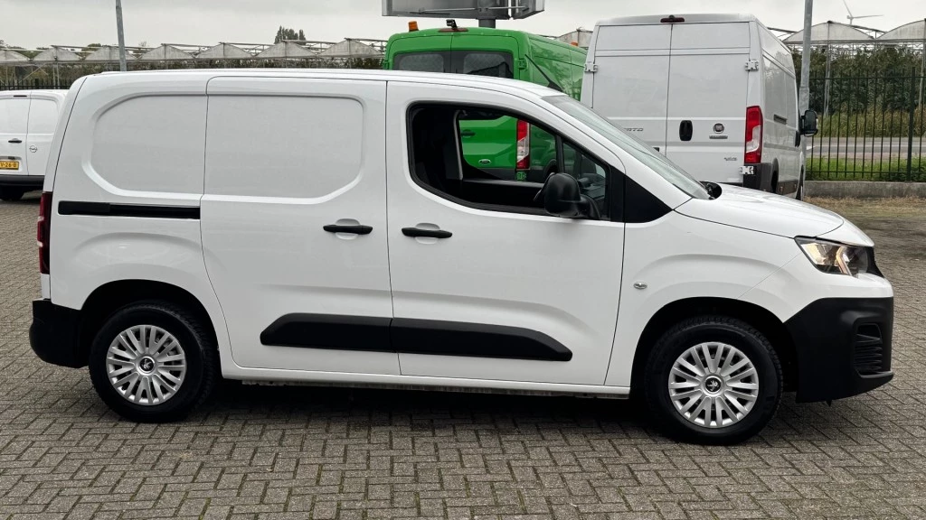 Hoofdafbeelding Peugeot Partner