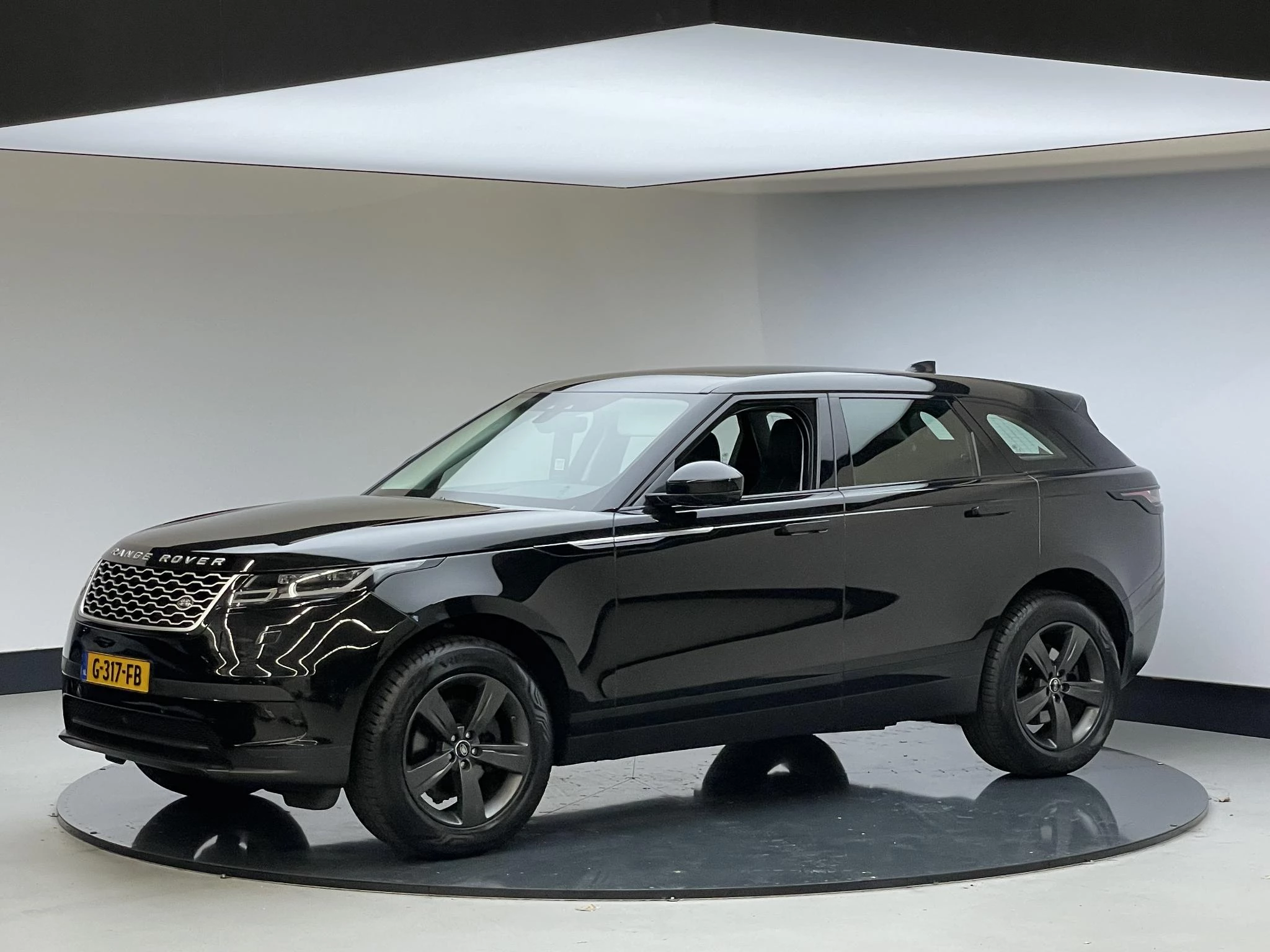 Hoofdafbeelding Land Rover Range Rover Velar