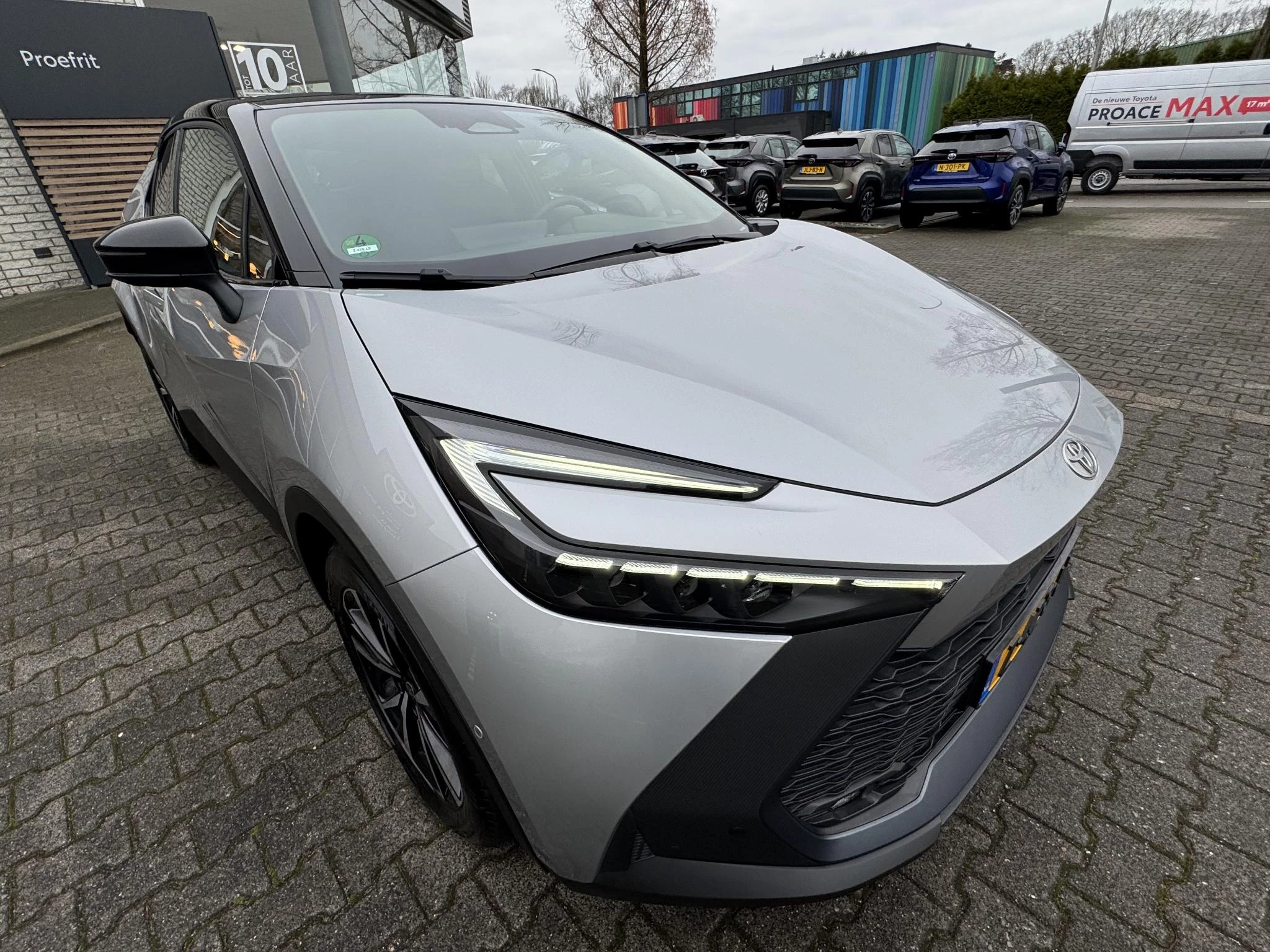 Hoofdafbeelding Toyota C-HR