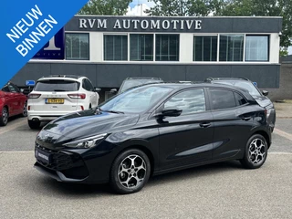 Hoofdafbeelding MG MG3 MG MG3 Hybrid+ 1.5 Hybrid+ Luxury 7 JAAR MG FABRIEKS GARANTIE TM 02-2032 | STOEL + STUURVERWARMING | 360 CAMERA | ADAP. CRUISE | DODE HOEK | KEYLESS | APPLE CARPLAY |