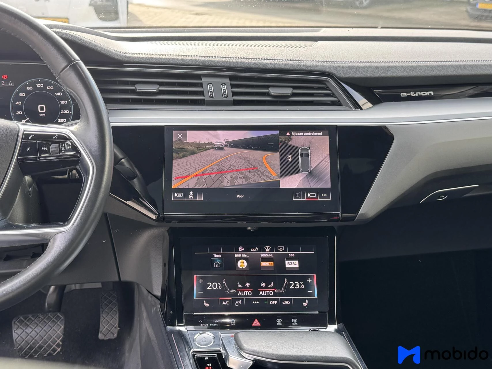 Hoofdafbeelding Audi e-tron