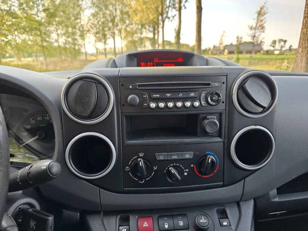 Hoofdafbeelding Peugeot Partner