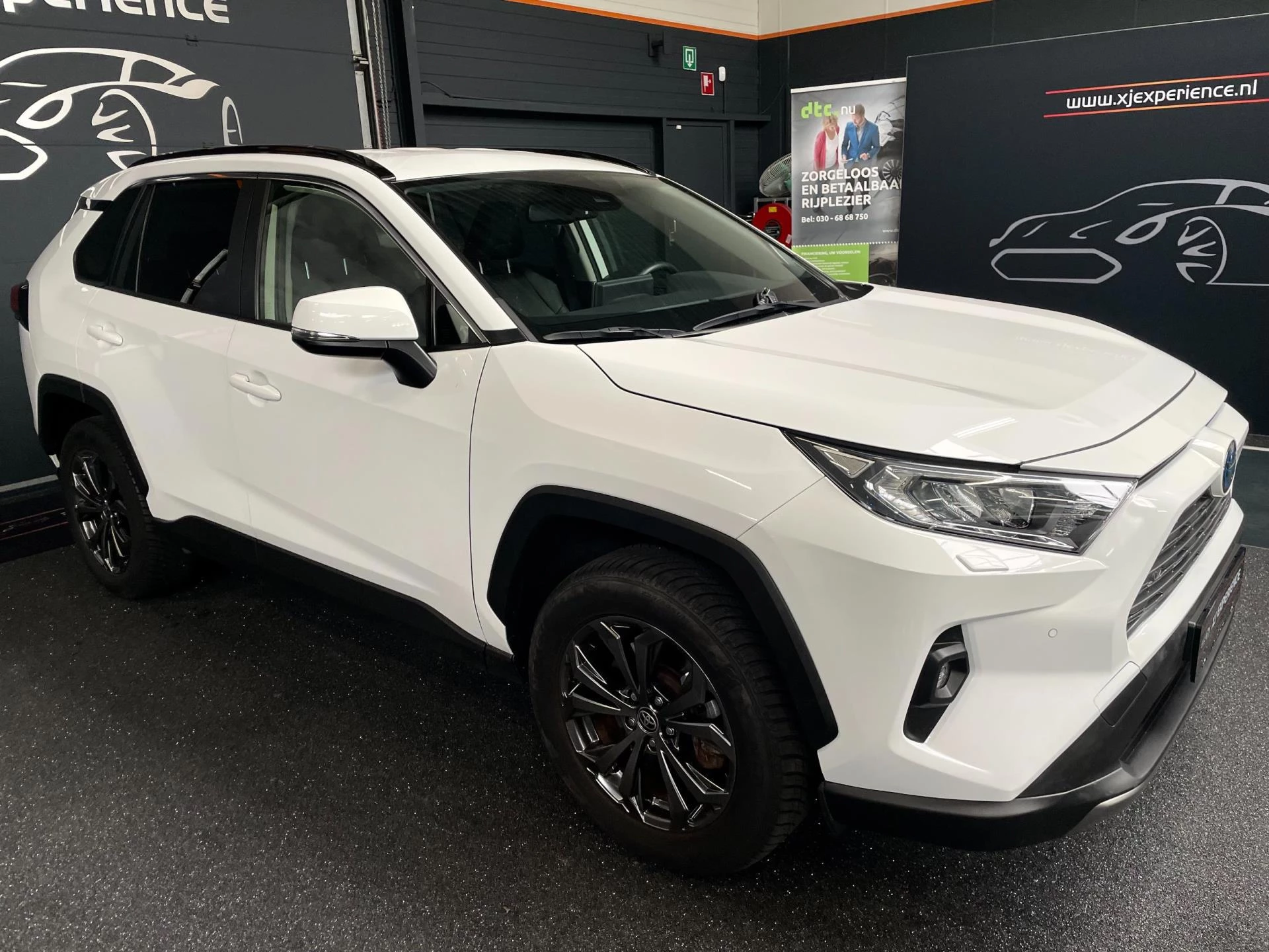 Hoofdafbeelding Toyota RAV4