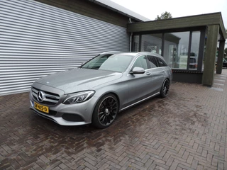 Hoofdafbeelding Mercedes-Benz C-Klasse Mercedes-Benz C-Klasse Estate 350 e Lease Edition MOTOR SCHADE