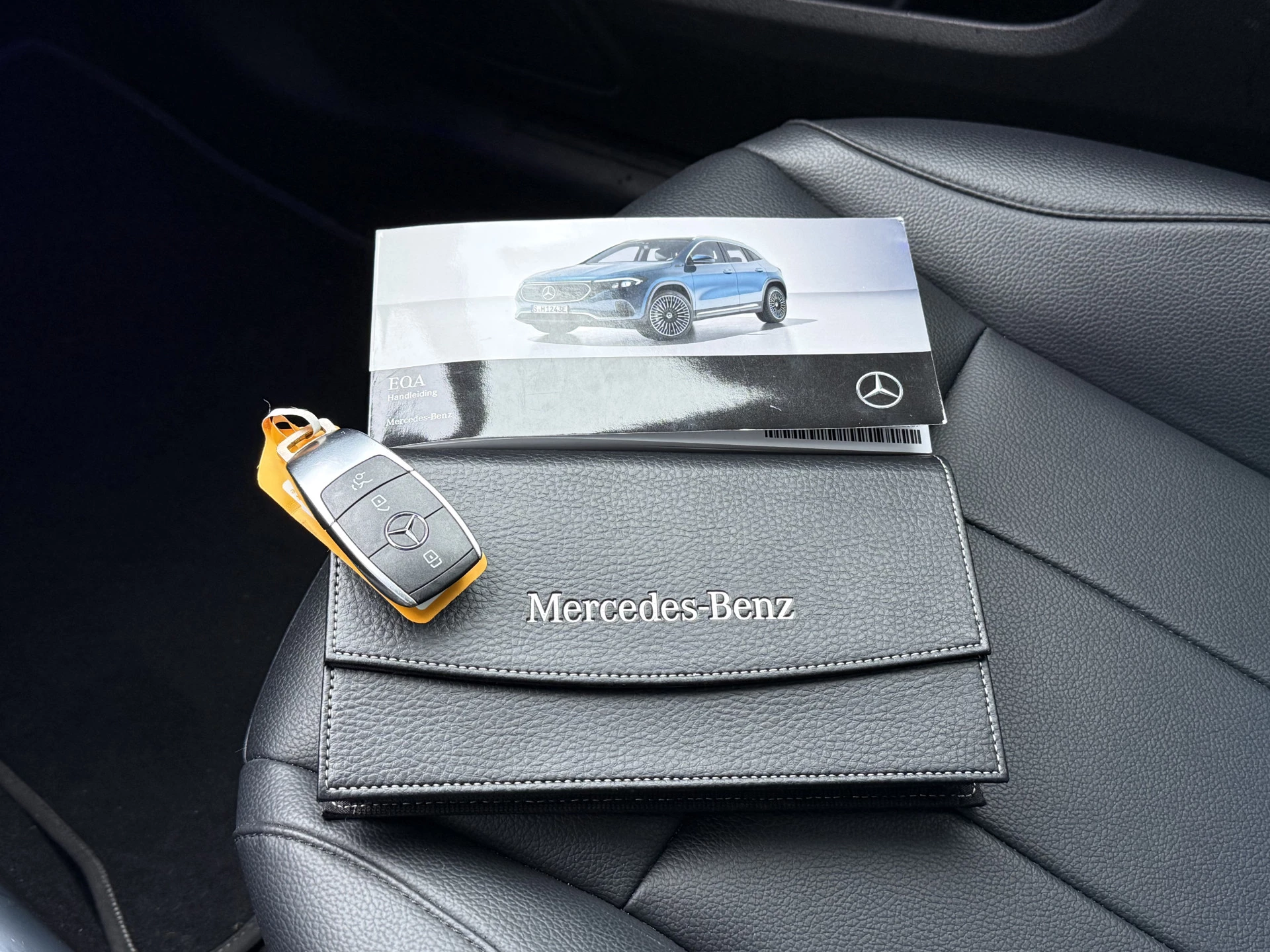 Hoofdafbeelding Mercedes-Benz EQA