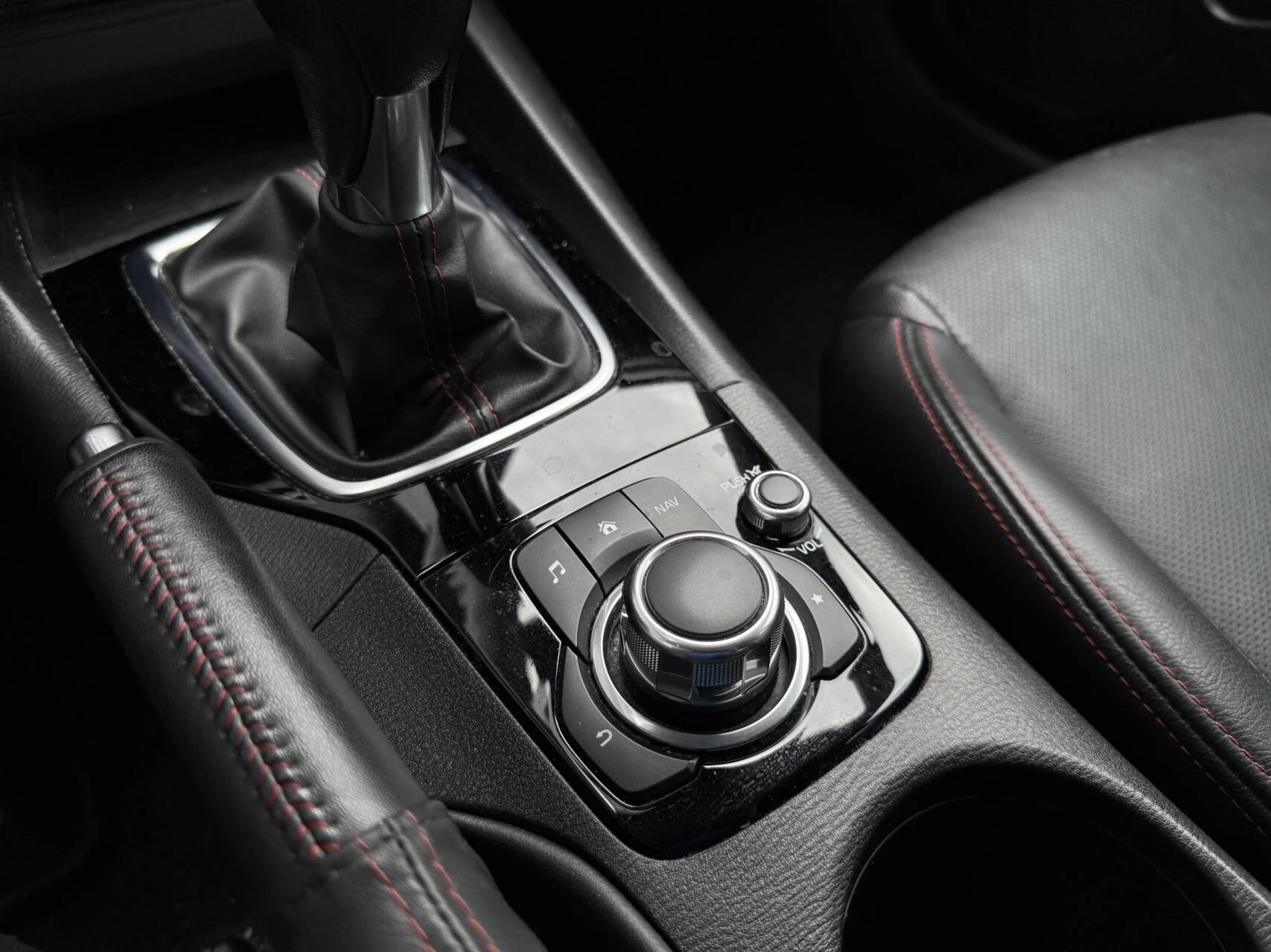 Hoofdafbeelding Mazda 3