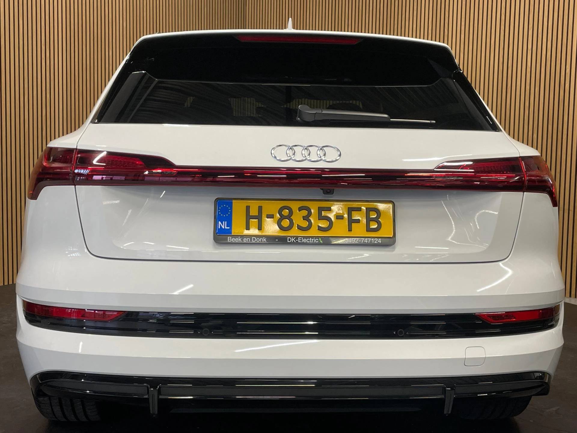 Hoofdafbeelding Audi e-tron