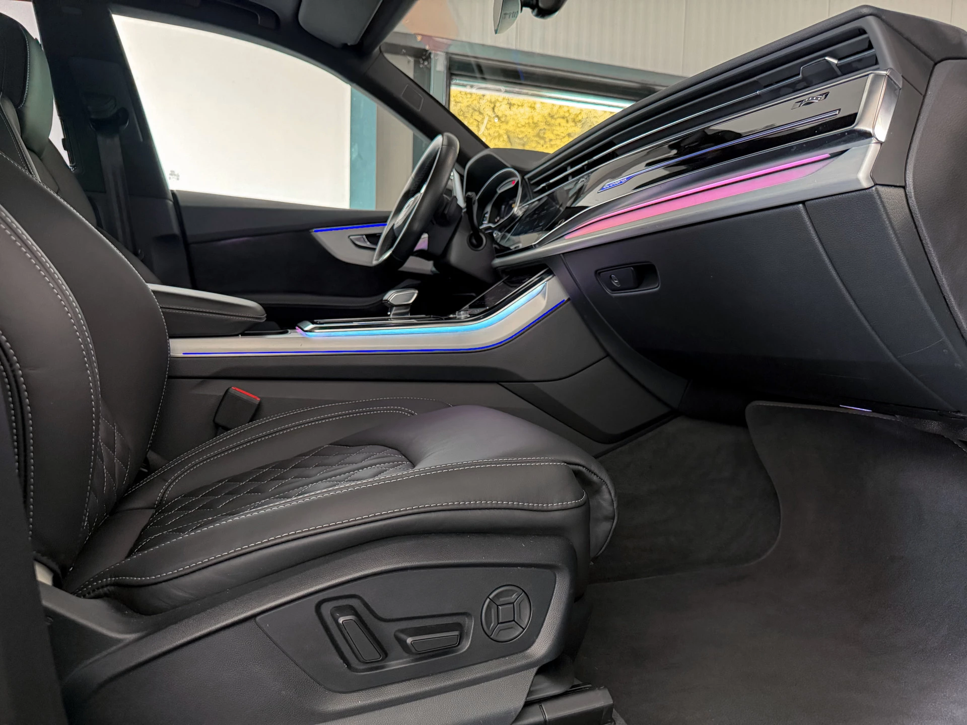 Hoofdafbeelding Audi Q8