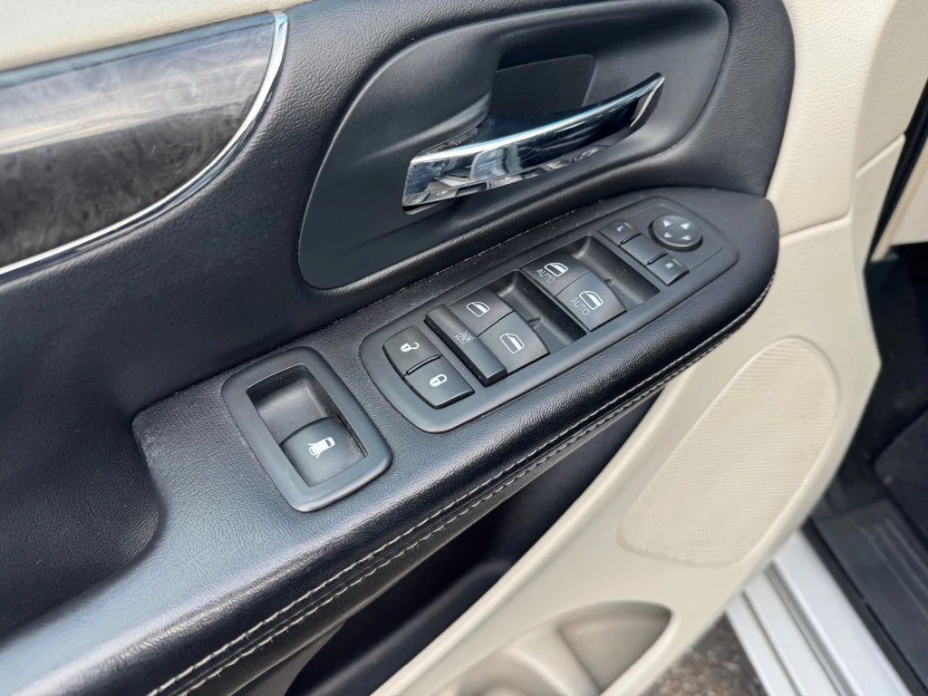 Hoofdafbeelding Chrysler Town Country