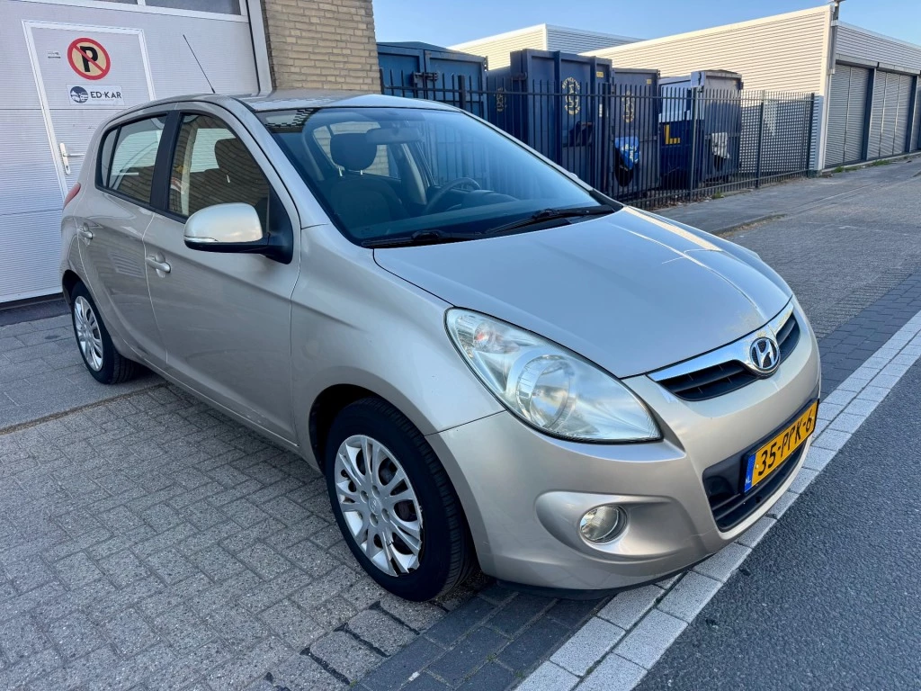 Hoofdafbeelding Hyundai i20
