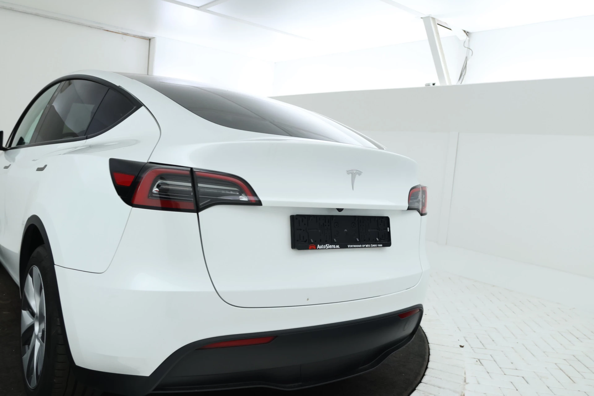 Hoofdafbeelding Tesla Model Y