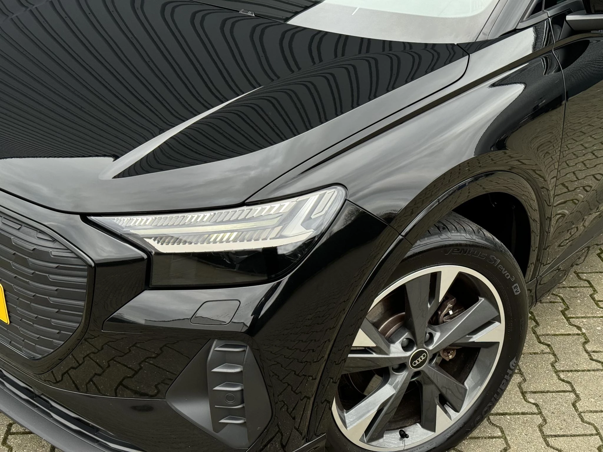 Hoofdafbeelding Audi Q4 e-tron