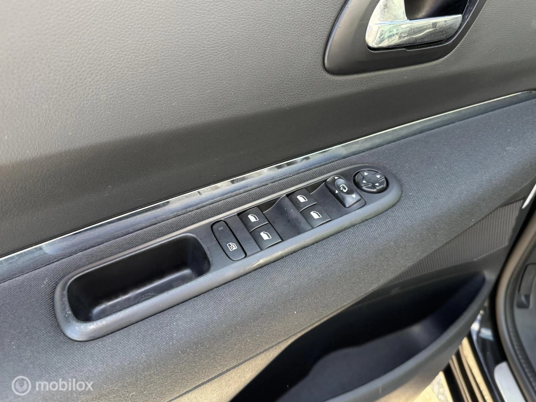 Hoofdafbeelding Peugeot 5008