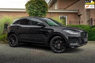 Hoofdafbeelding Jaguar E-PACE Jaguar E-PACE 2.0 P250 AWD R-Dynamic 250 PK Adaptive Pano 360 Camera Leder Trekhaak 20''