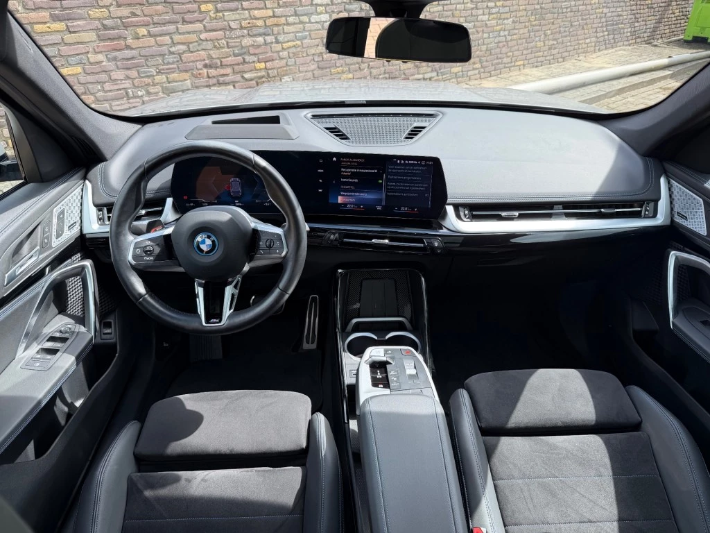 Hoofdafbeelding BMW iX1
