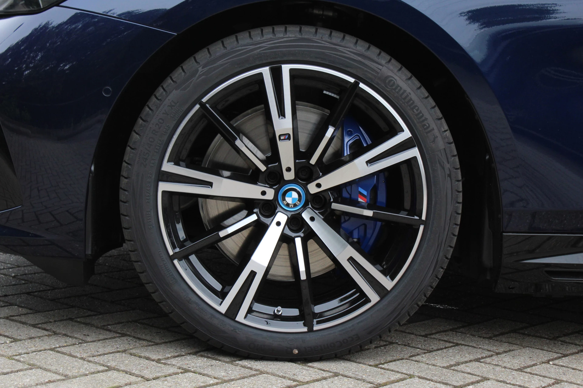 Hoofdafbeelding BMW i5