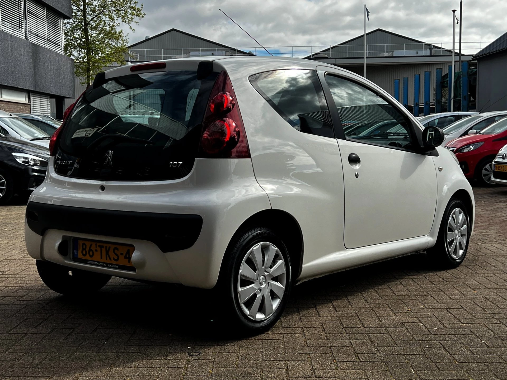 Hoofdafbeelding Peugeot 107