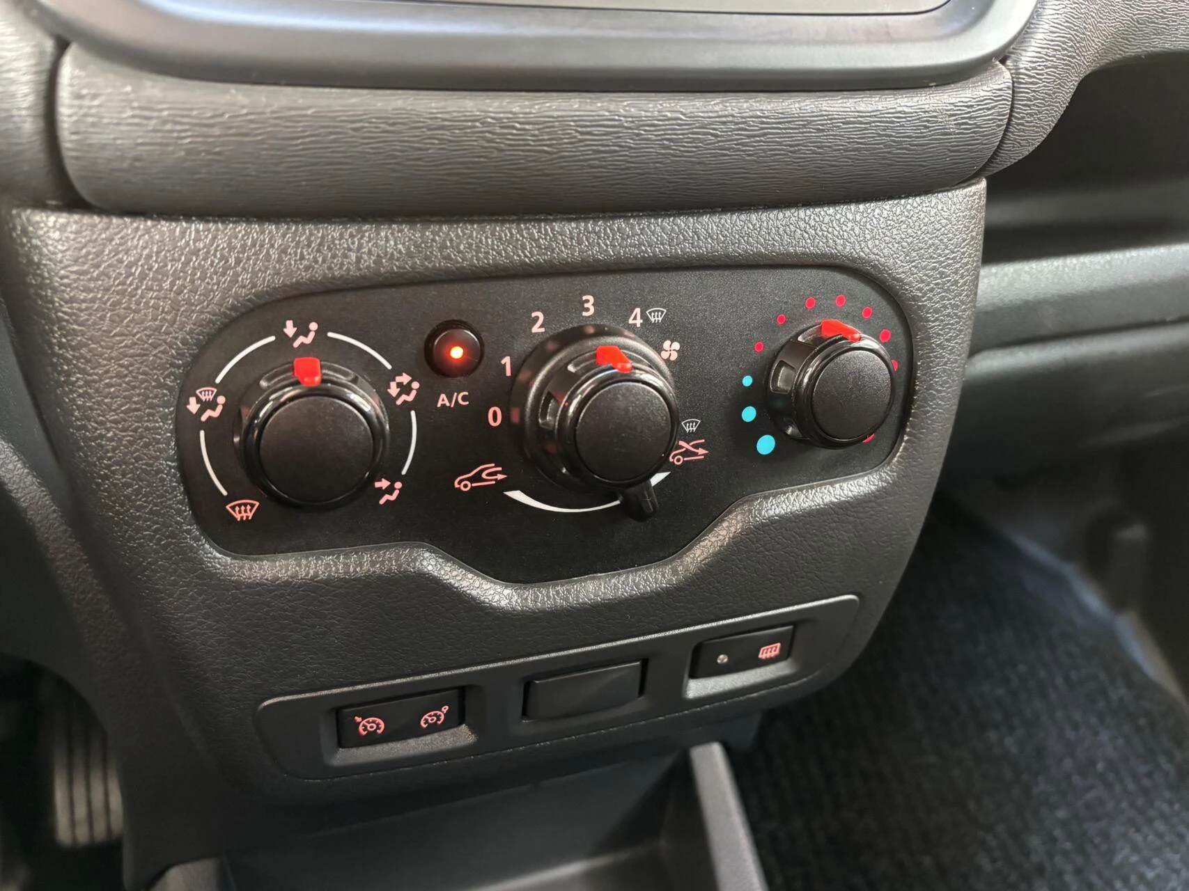 Hoofdafbeelding Dacia Dokker