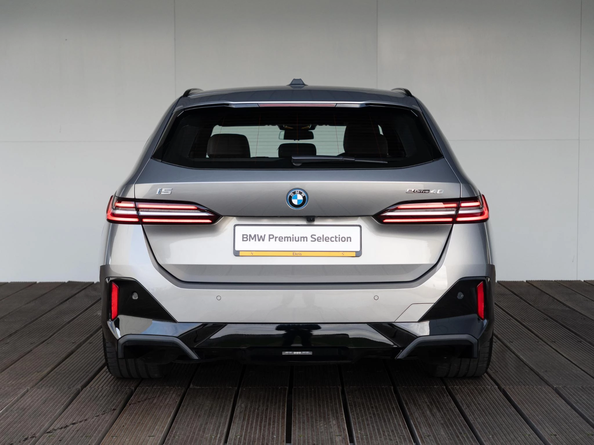 Hoofdafbeelding BMW i5