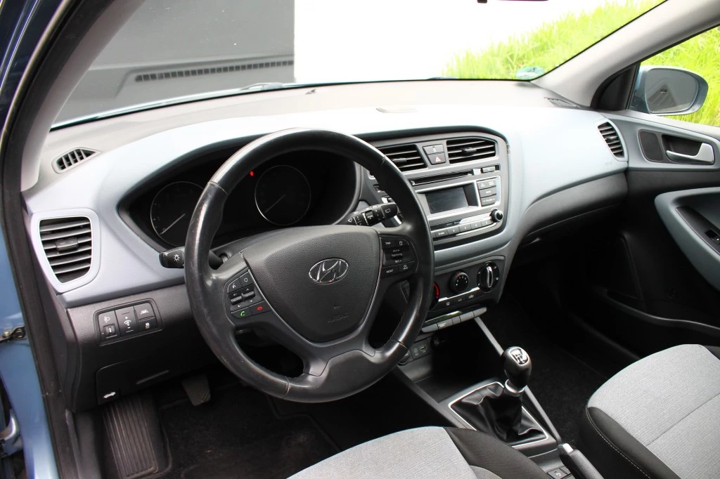 Hoofdafbeelding Hyundai i20