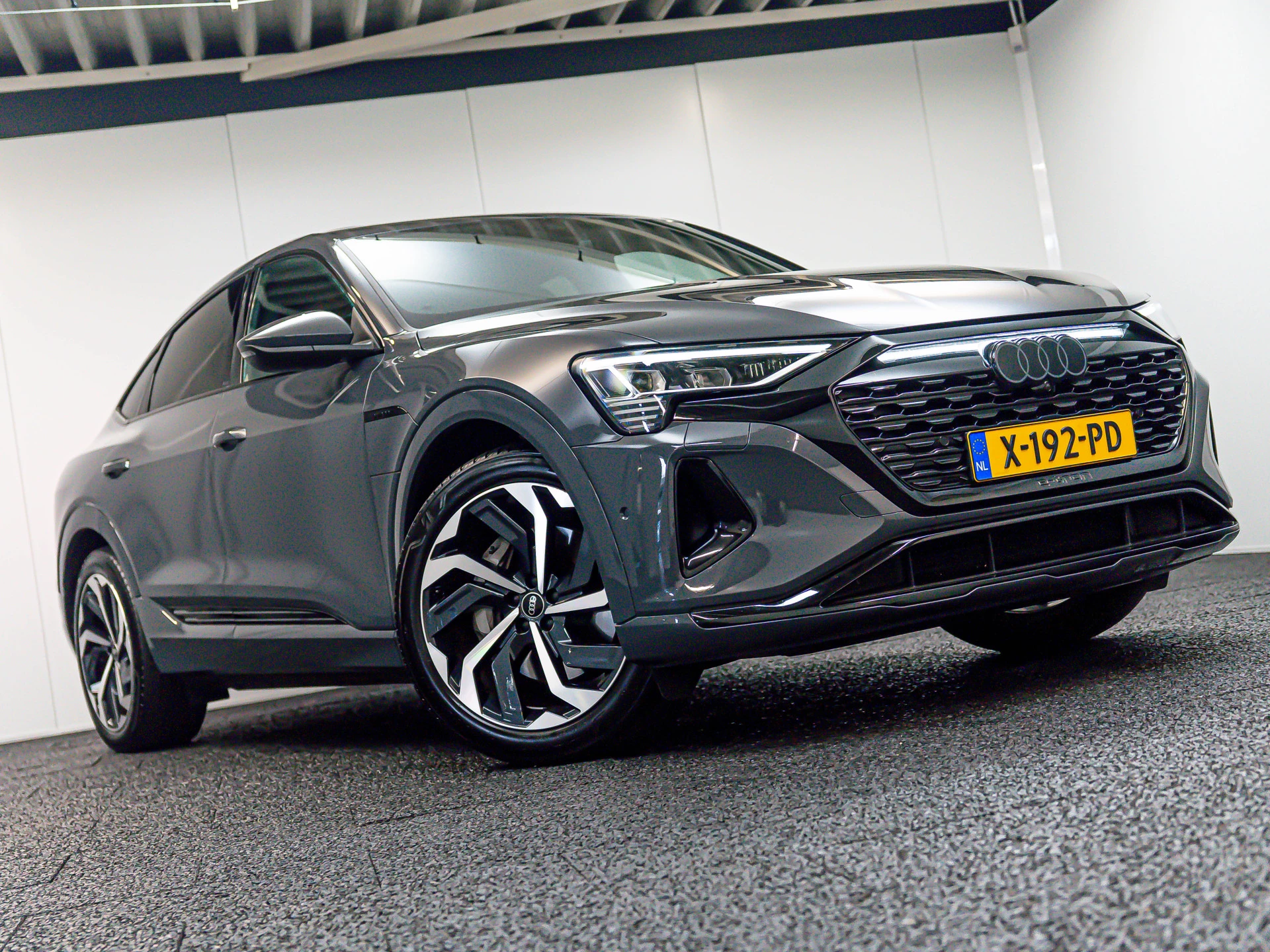 Hoofdafbeelding Audi Q8 Sportback e-tron