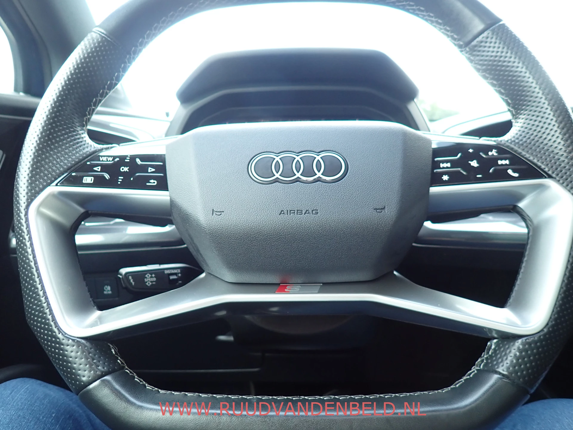 Hoofdafbeelding Audi Q4 e-tron