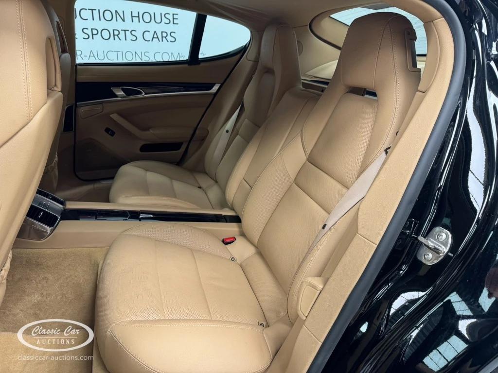 Hoofdafbeelding Porsche Panamera