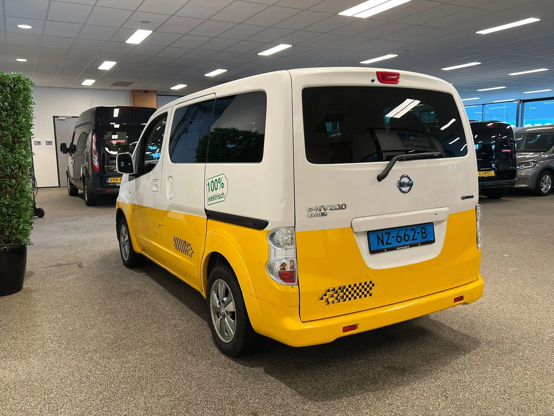 Hoofdafbeelding Nissan NV200