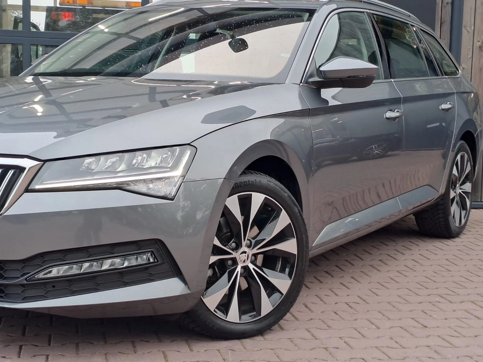 Hoofdafbeelding Škoda Superb