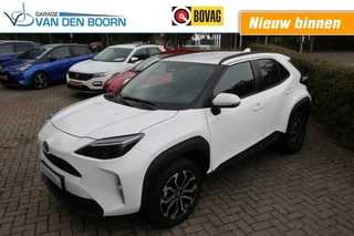 Toyota Yaris 1.5 HYBRID, Apple Carplay/ Android Auto, Clima, etc.