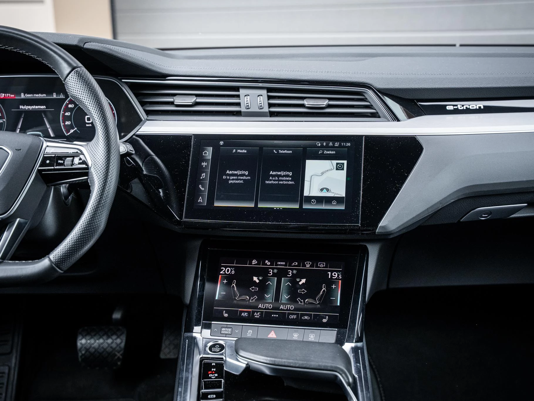 Hoofdafbeelding Audi e-tron