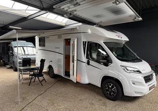 Dethleffs T7057 Eb 160pk Autom/lengte Bedden/airco half intregaal automaat 9 traps