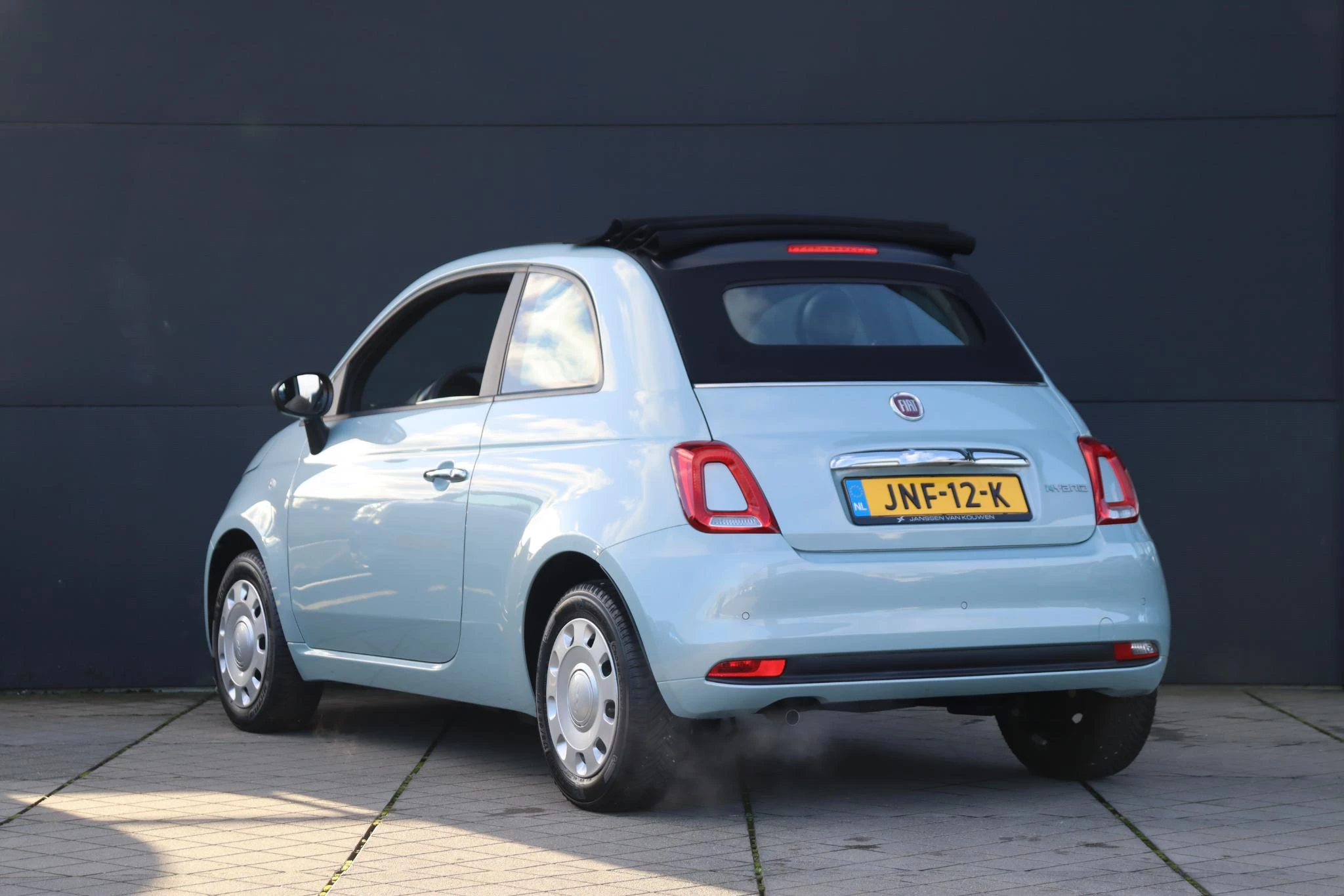 Hoofdafbeelding Fiat 500C