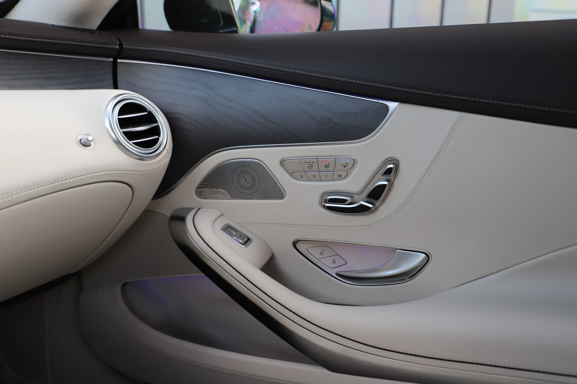 Hoofdafbeelding Mercedes-Benz S-Klasse