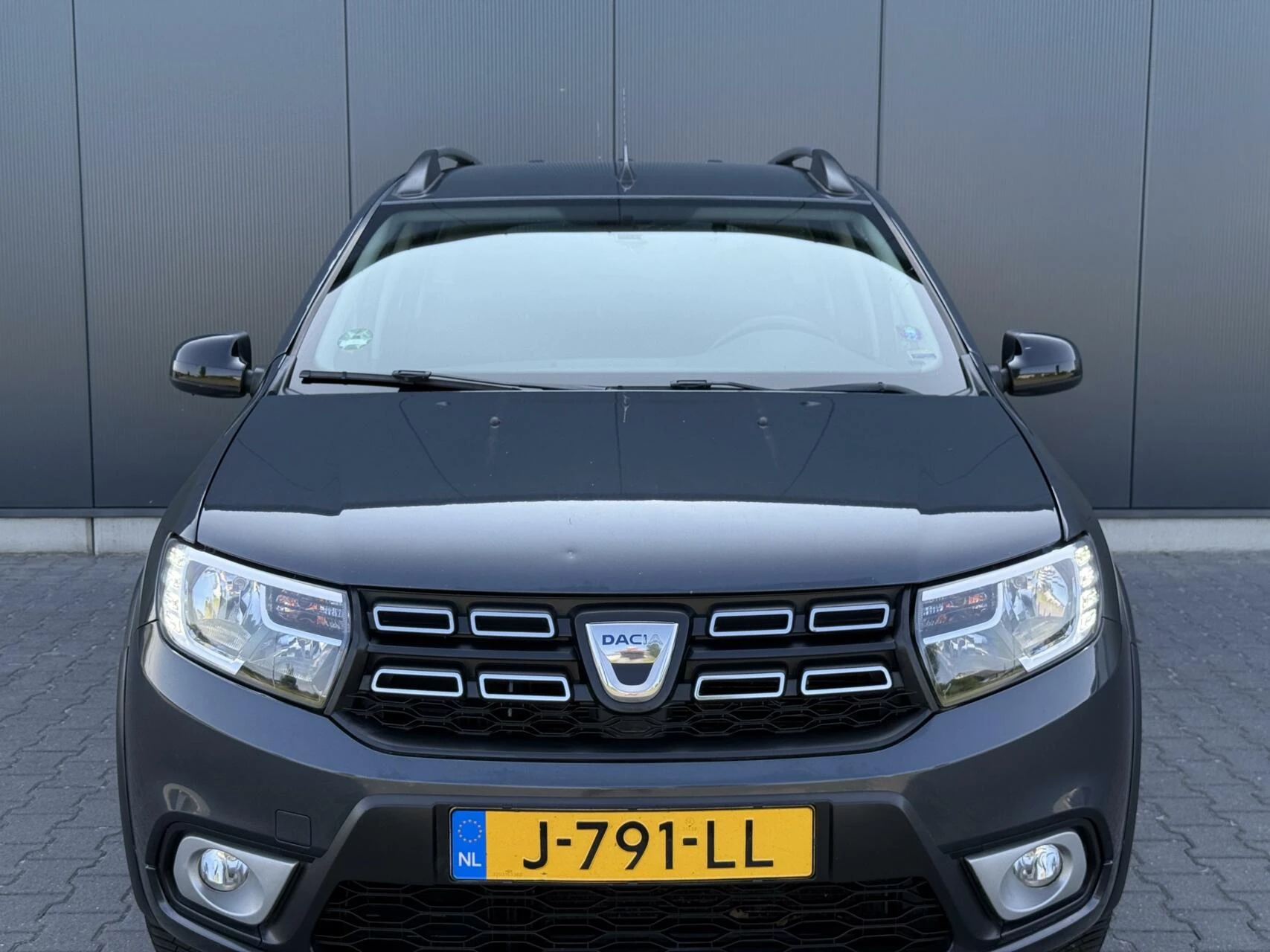 Hoofdafbeelding Dacia Logan