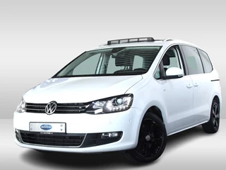 Hoofdafbeelding Volkswagen Sharan Volkswagen Sharan 1.4 TSI DSG Highline 7p. PANO XENON NAV BT PDC CRUISE '14