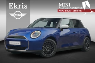Mini Cooper E Favoured Trim | Pakket L | Comfort Access | Panoramadak | Stoel & Stuurverwarming | Harman Kardon | Head-Up Display | Driving Assistant | Parking Assistant Plus