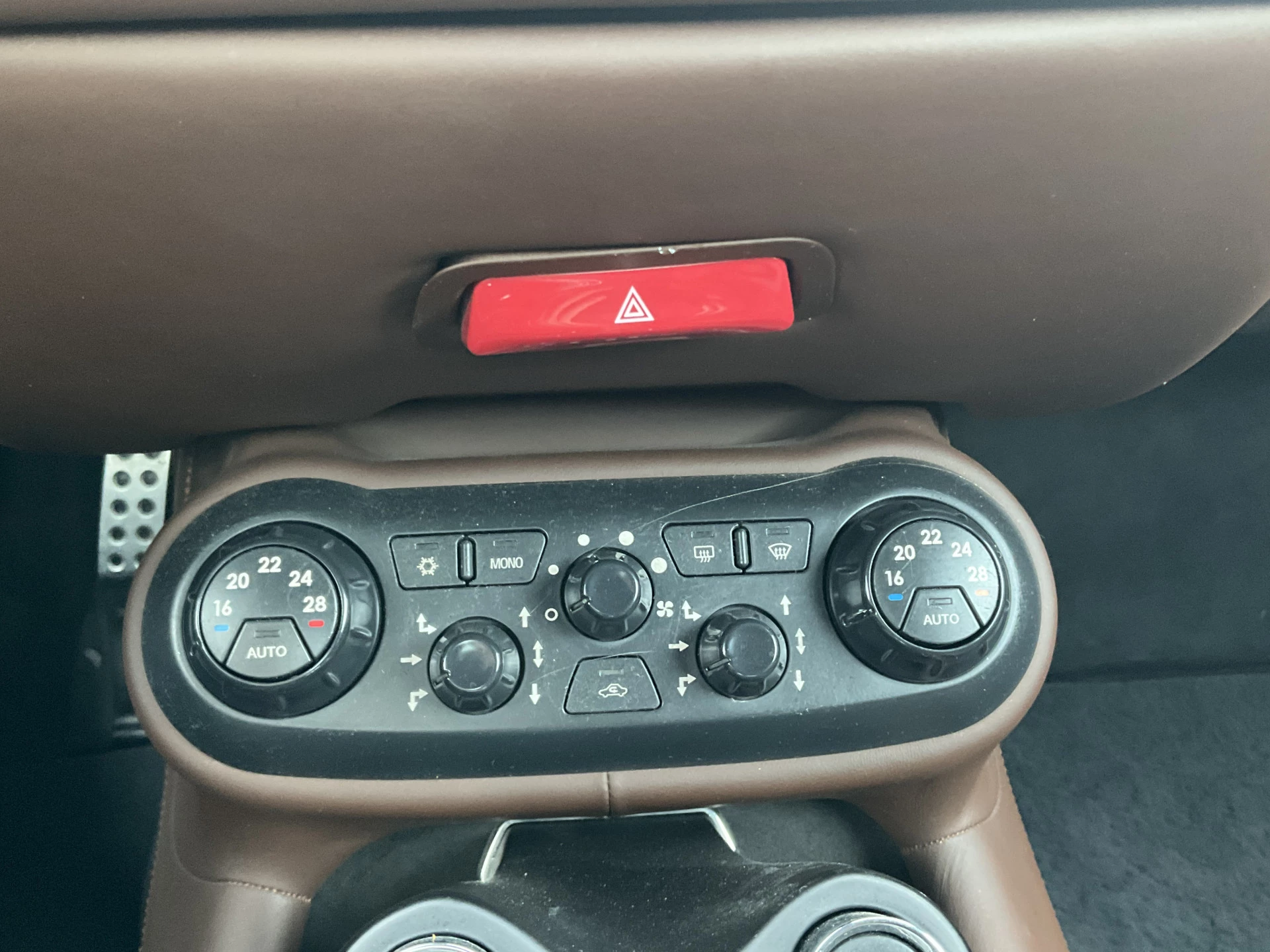 Hoofdafbeelding Ferrari California