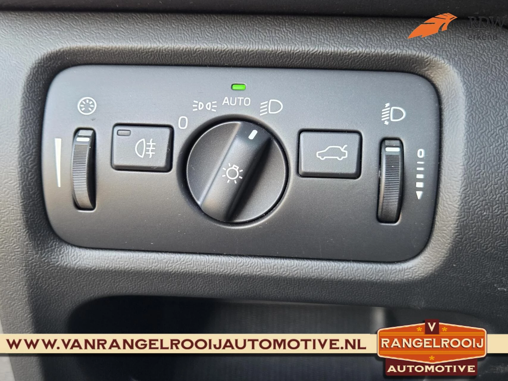 Hoofdafbeelding Volvo V40
