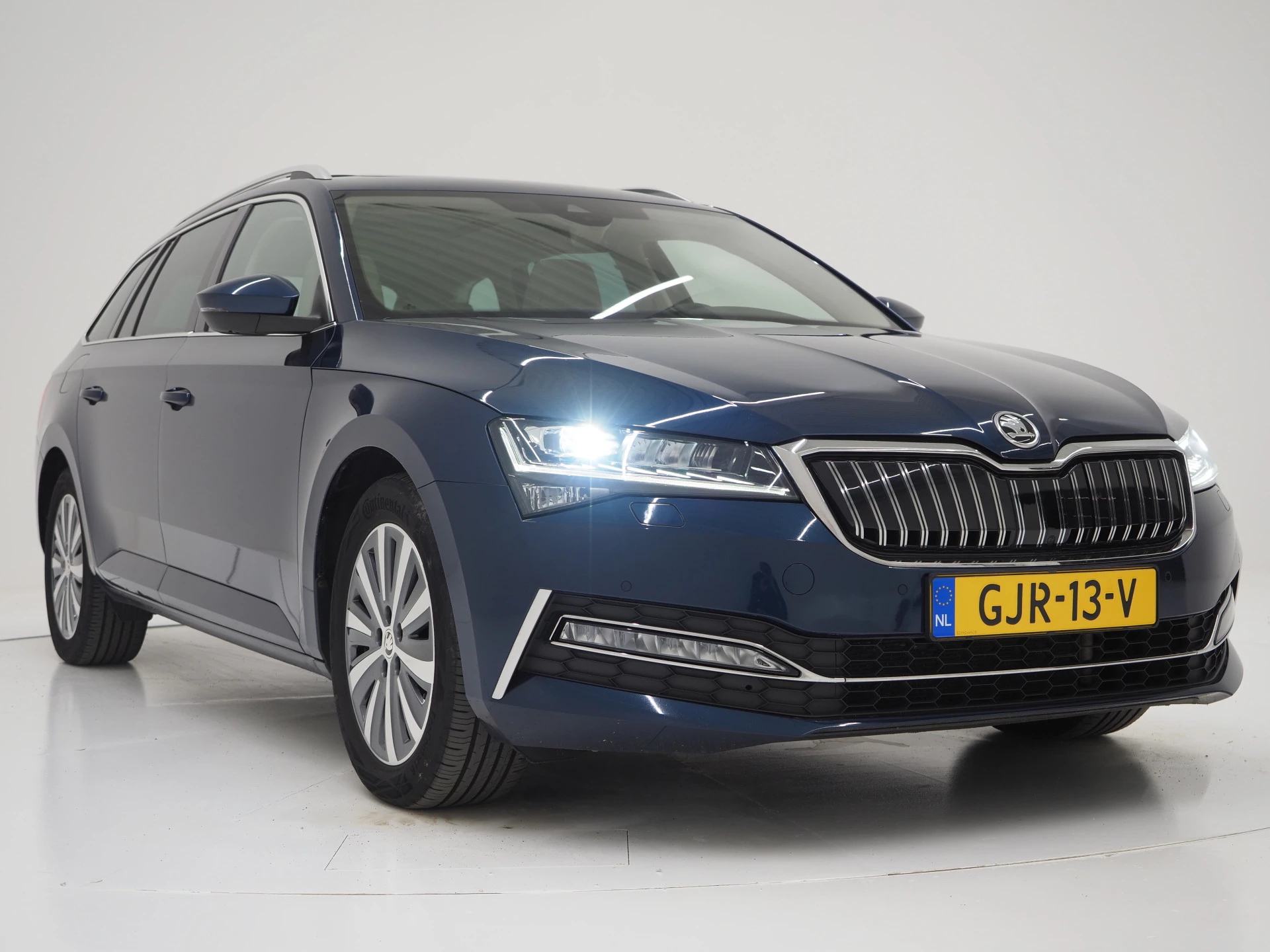 Hoofdafbeelding Škoda Superb