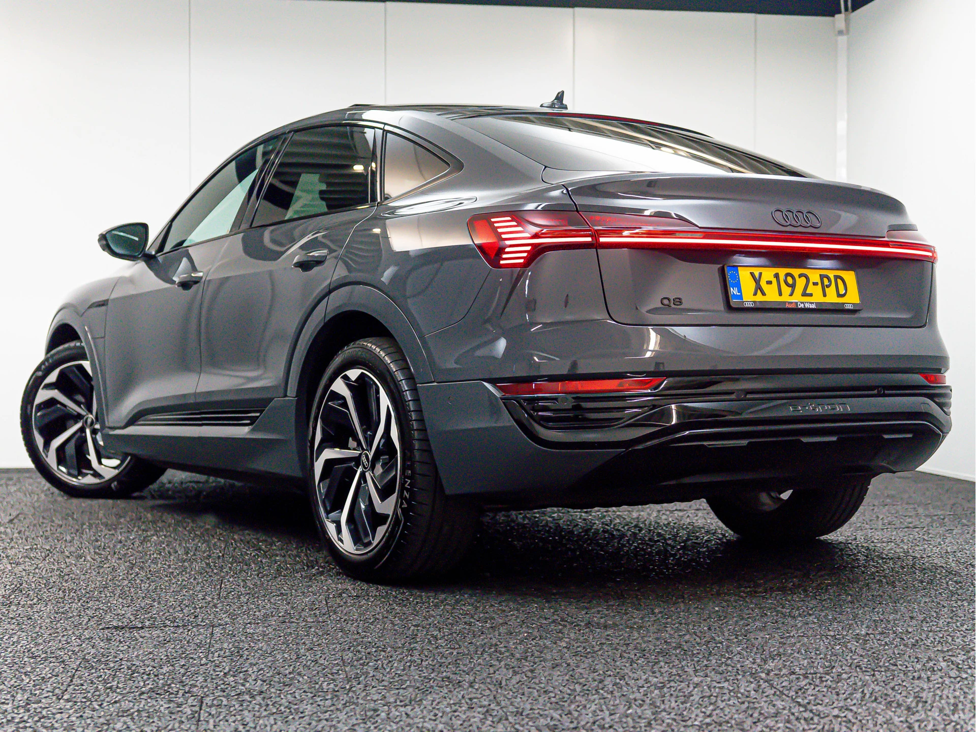 Hoofdafbeelding Audi Q8 Sportback e-tron