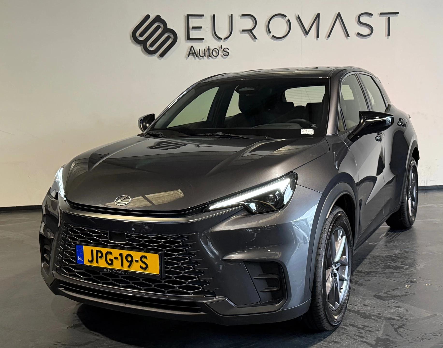 Hoofdafbeelding Lexus LBX