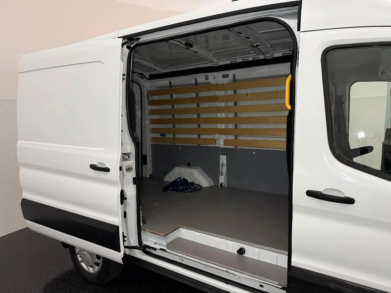Hoofdafbeelding Ford E-Transit