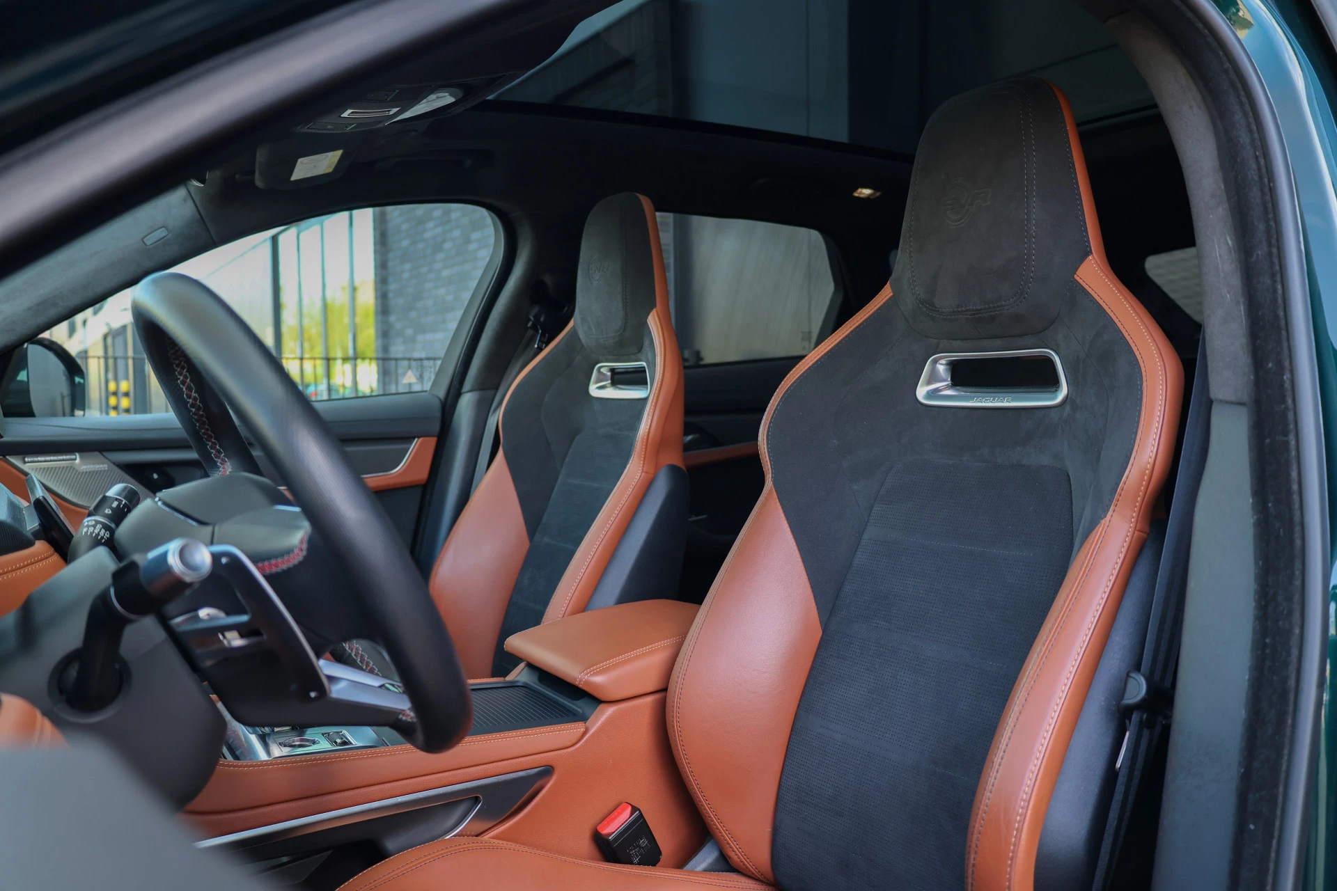 Hoofdafbeelding Jaguar F-PACE