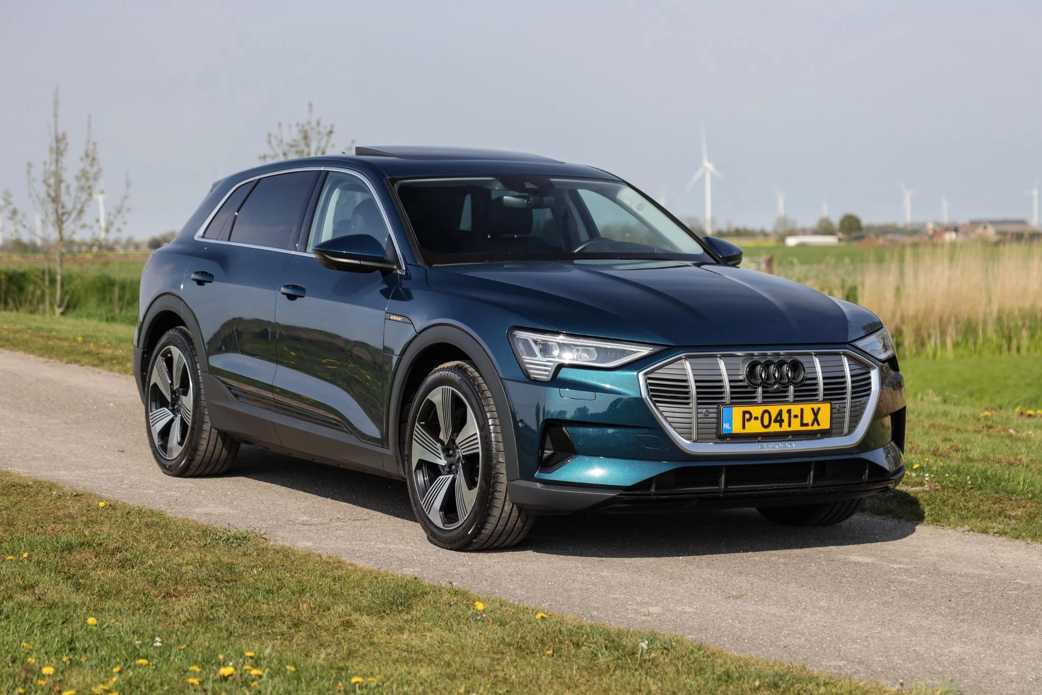 Hoofdafbeelding Audi e-tron
