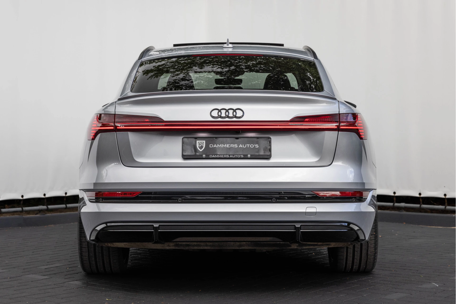 Hoofdafbeelding Audi e-tron