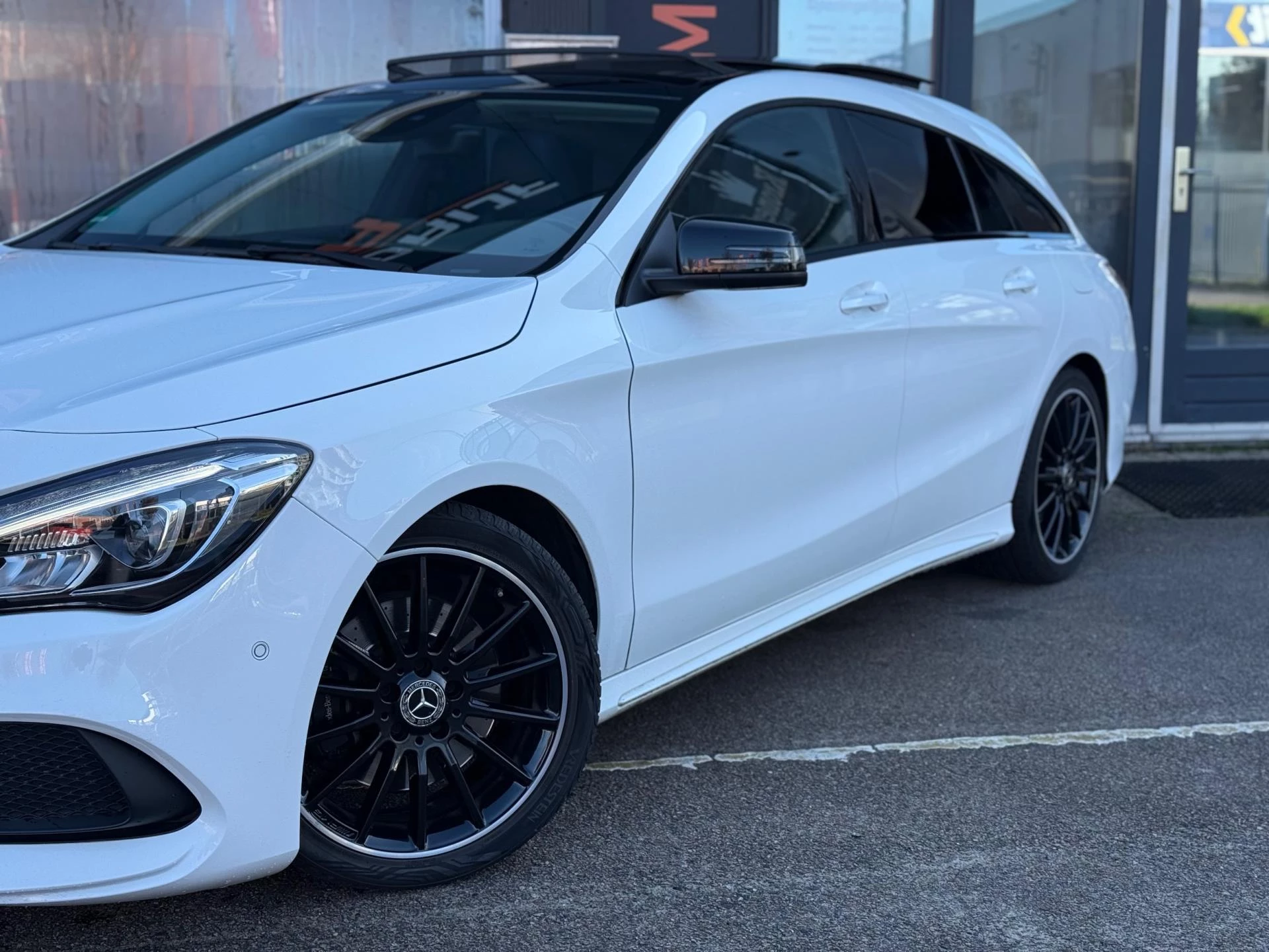 Hoofdafbeelding Mercedes-Benz CLA